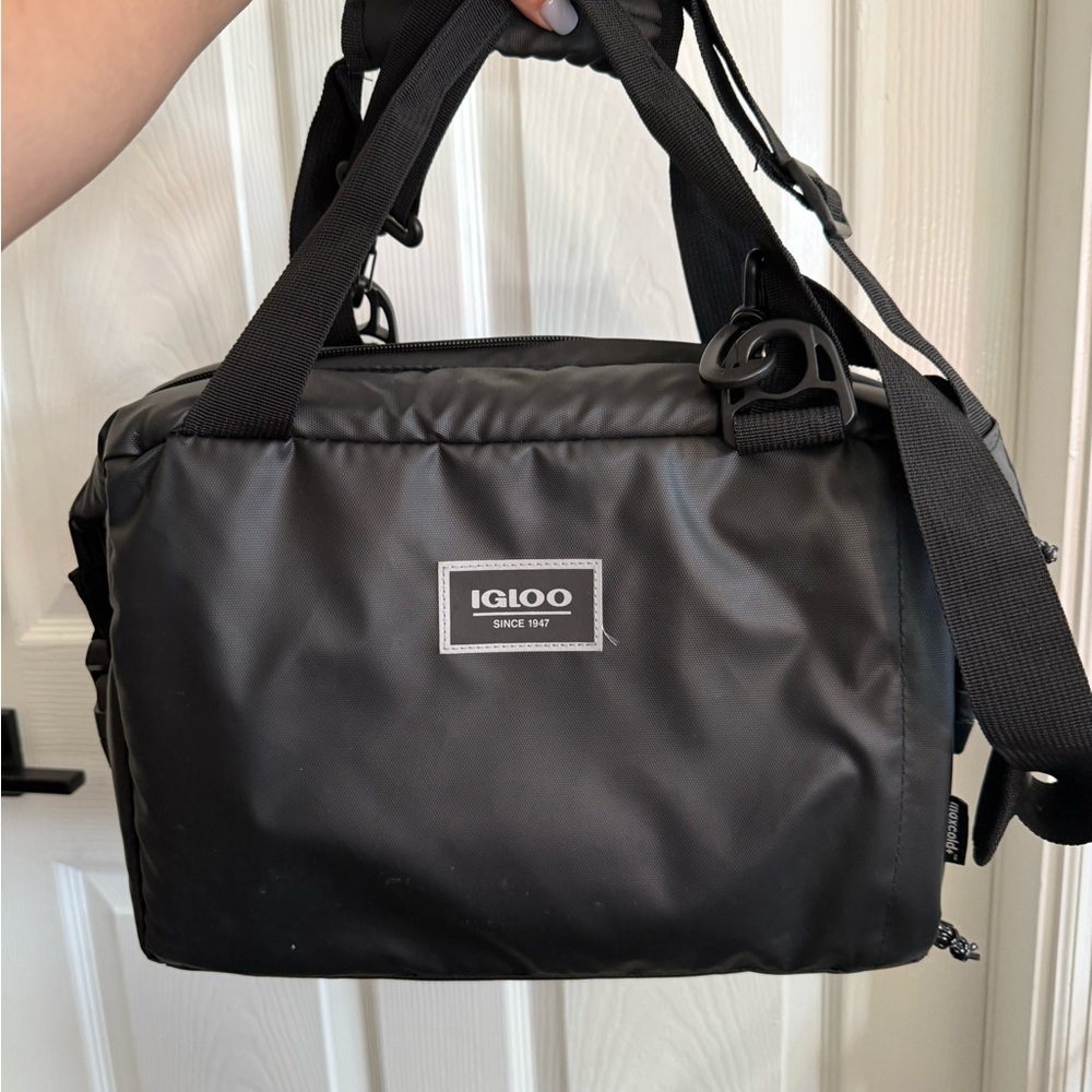 Igloo Black Cooler Bag